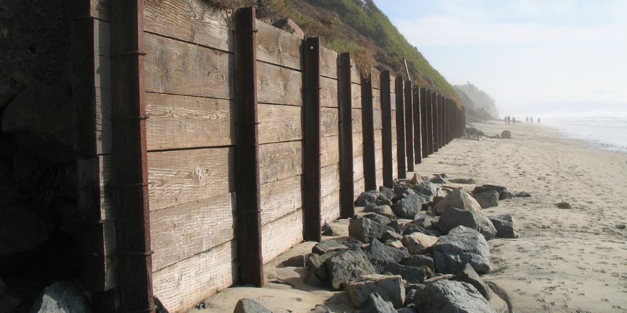 Ako postaviť múr krok za krokom? Rôzne typy oporných múrov